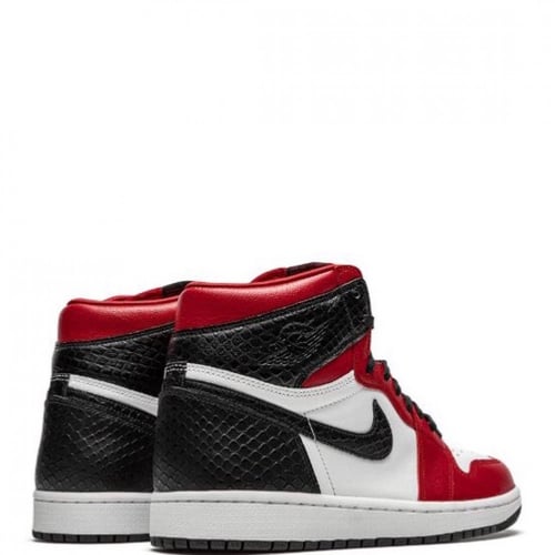 Air Jordan 1 Retro High OG 'Satin Red'