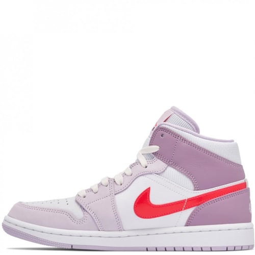 Air Jordan 1 mid “Valentine's Day”