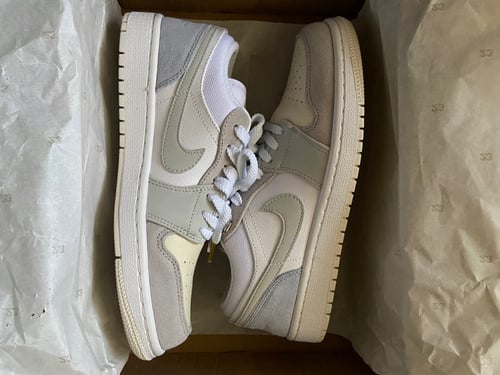Air Jordan 1 Low "Paris" sneakers
