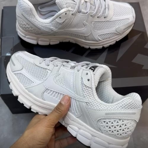 Nike Zoom Vomero 5 SP "Vast Grey"