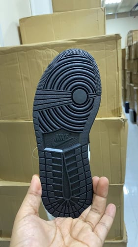 Air Jordan 1 Retro High OG 'Dark Mocha'