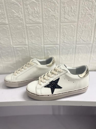 Golden goose Superstar distressed lace-up sneakers