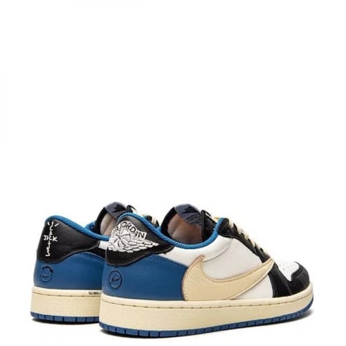 Jordan x Travis Scott Air Jordan 1 Low OG SP sneak...