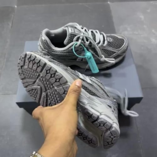 New Balance 1906R "Grey"