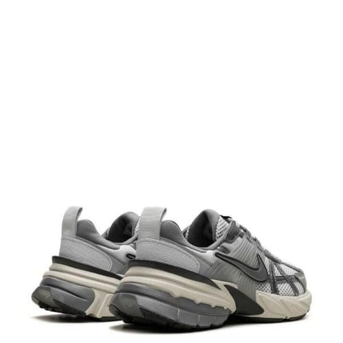 Nike V2K Run "Pure Platinum/Wolf Grey" sneakers