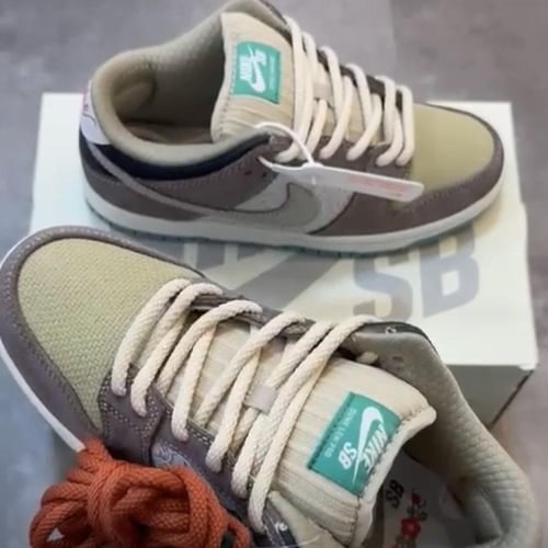 Nike SB Dunk Low "Big Money Savings" sneakers