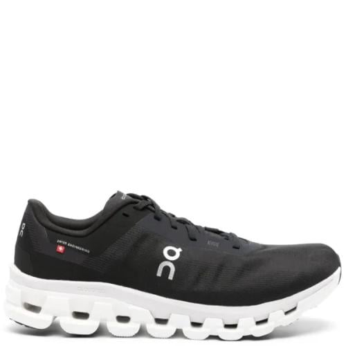 On Running Cloudstratus low-top sneakers