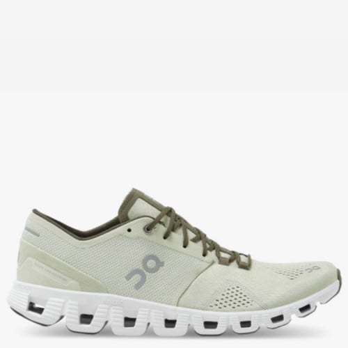 On cloud X aloe and white