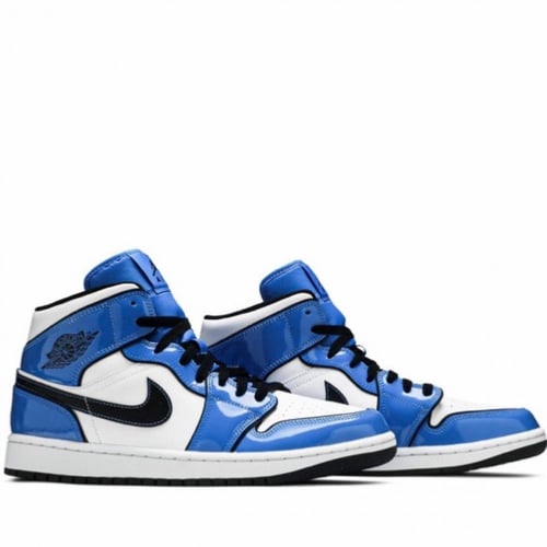 Air Jordan 1 Mid SE Signal Blue