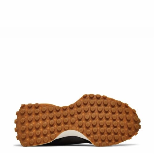 New Balance 327 trainers in black and grey