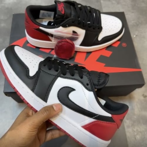 Air Jordan 1 Low OG "Black Toe"