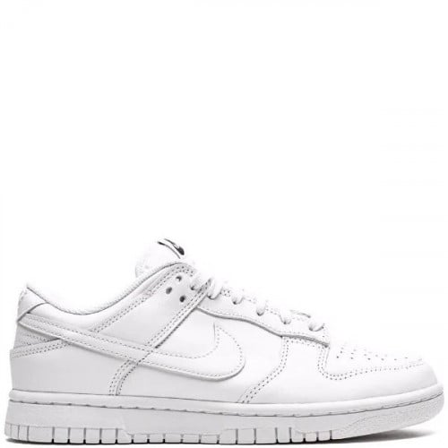 Nike Dunk Low sneakers