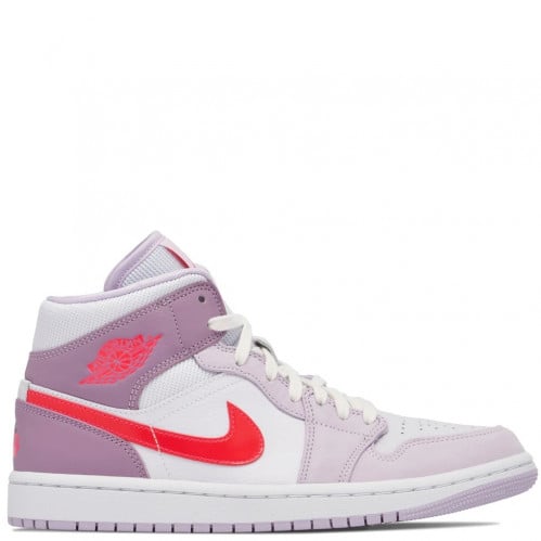 Air Jordan 1 mid “Valentine's Day”