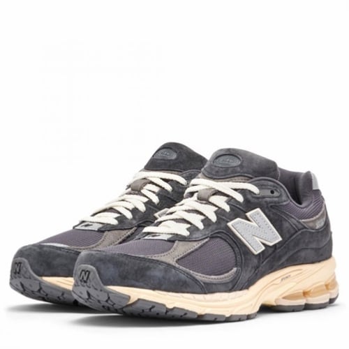 NEW BALANCE 2002R BLACK