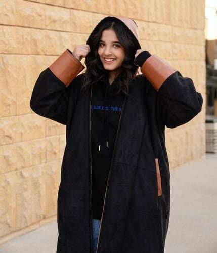 فروة أطفال شتوية لون اسود