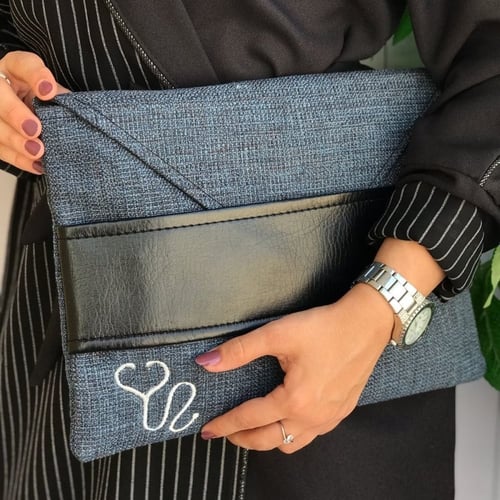 شنطه يد باوتش نسائي تطريز