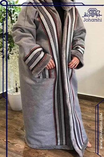 فروة نسائية شتوية مع قماش السدو العربي لون رصاصي ف...