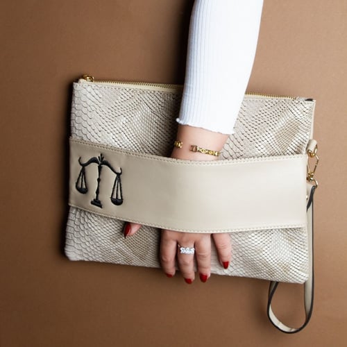 شنط يد باوتش جلد التمساح الصناعي - متعددة الألوان...