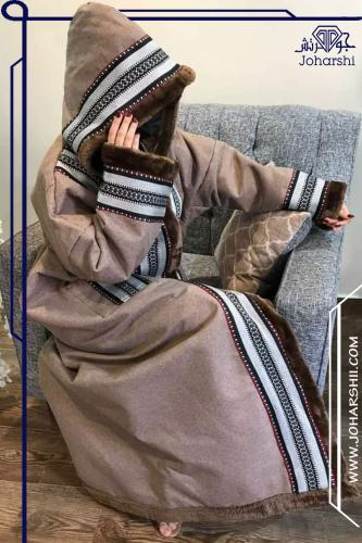 فروة نسائية دافئة سدو لون لحمي بتصميم عصري