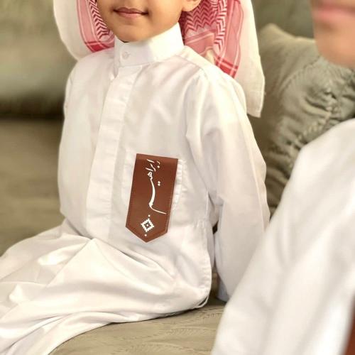 بروشات اطفال جلد مزينة بأسماء مخصصة حسب الطلب