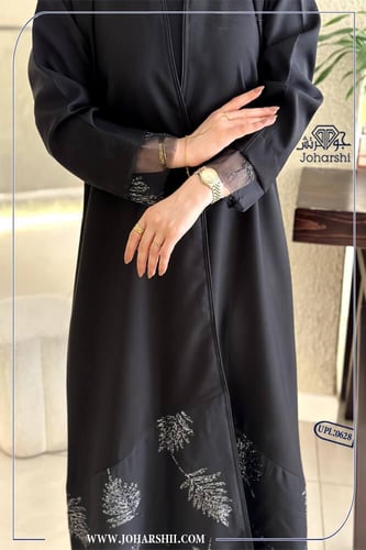 عباية قماش كتان بتطريز أنيق مع شكل ورود