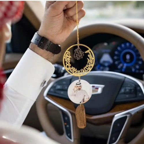 تعليقة سيارة مع بخورالعود مرافقة الصورة