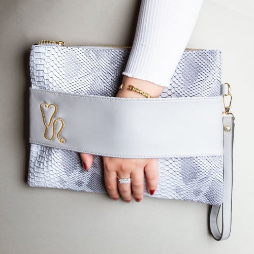 شنط يد باوتش جلد التمساح الصناعي - متعددة الألوان...