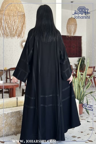 عباية سوداء مطرزة دبل كلوش