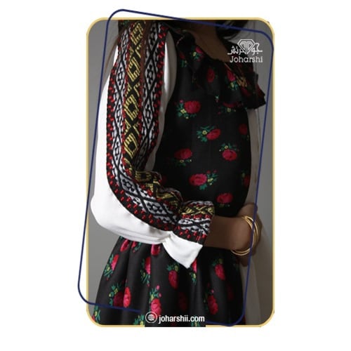 فستان شالكي أسود أبيض عصري