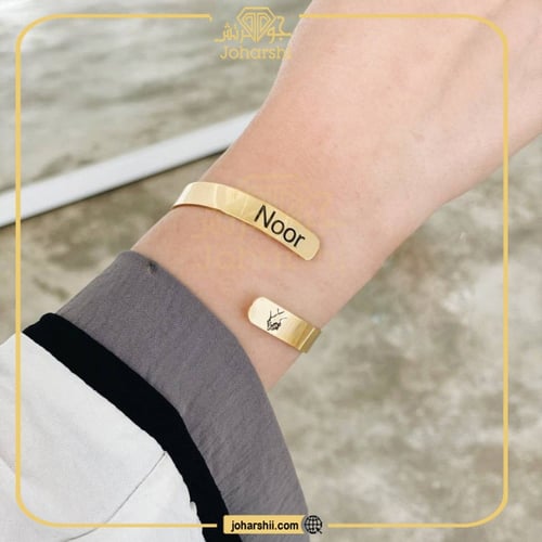 اسوارة نسائية يد متشابكة مطلية بالذهب عيار 21