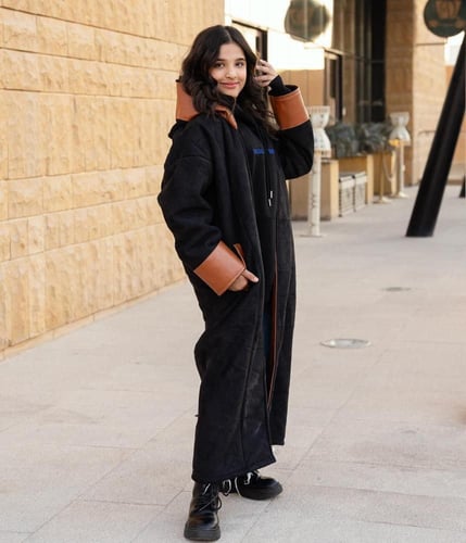 فروة أطفال شتوية لون اسود