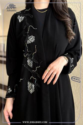 عباية نص كلوش قماش ملكي شك من الامام والكم