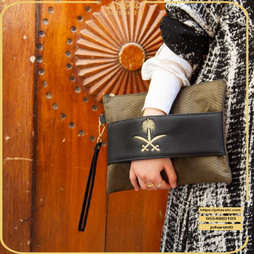 شنط باوتش بشعار سيفين و نخله