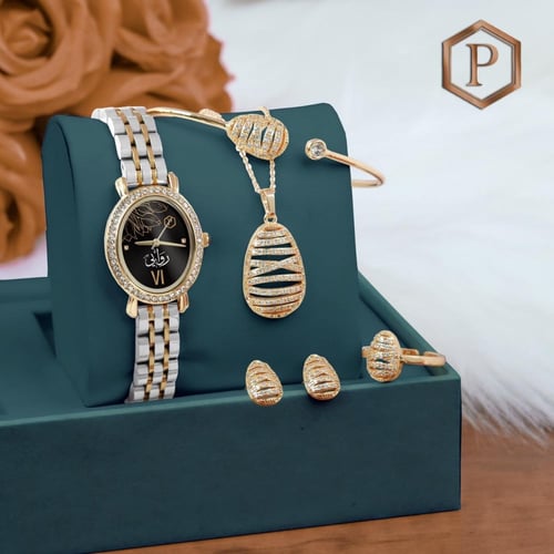 هدية نسائية فخمة ستايل نسائي مع مجوهرات راقية