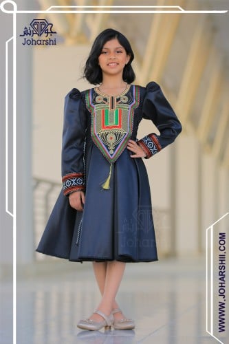 فستان التأسيس للبنات بتصميم VIP الأسود الفاخر