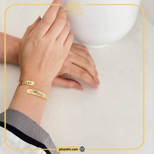 اسوارة نسائية يد متشابكة مطلية بالذهب عيار 21