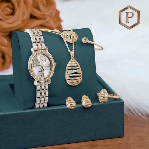 هدية نسائية فخمة ستايل نسائي مع مجوهرات راقية