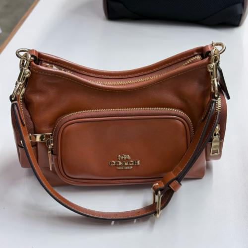 Laurel Small Shoulder Bag
