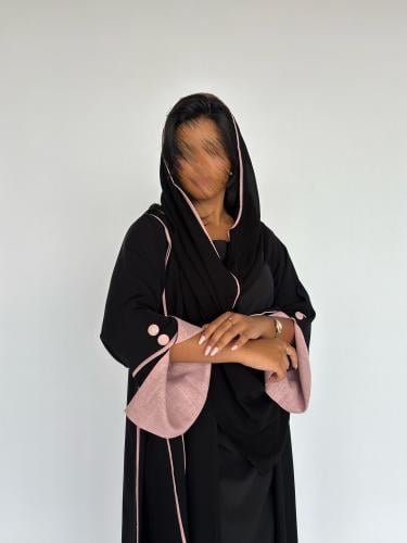 0326 عباية:كريب وتدخيلة لنن وردي (القصةنص كلوش)