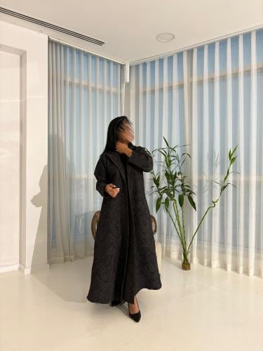 0400 عباية شتوية والقصة رسمية نص كلوش.