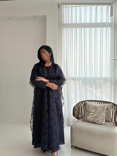 0401 عباية كريب كحلي ودانتيل