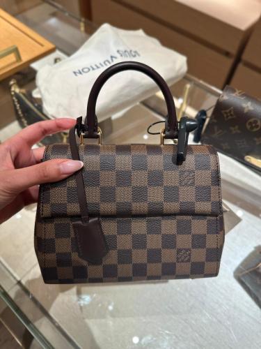 Louis vuitton mini cluny