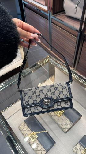 Gucci handbag