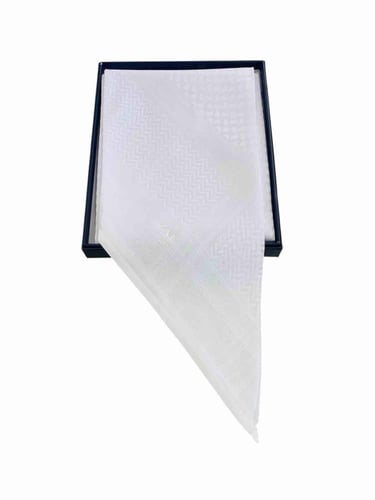 شماغ ZAFرجالي ابيض ناصع