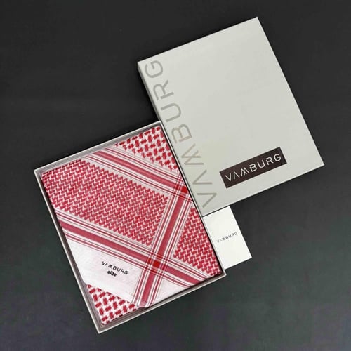 شماغ والثاني مجاني