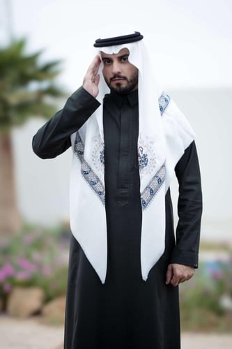 شال شتوي ناعم مطرز