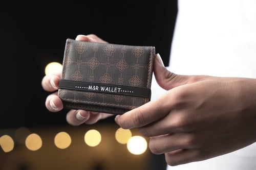 محفظة صغيرة