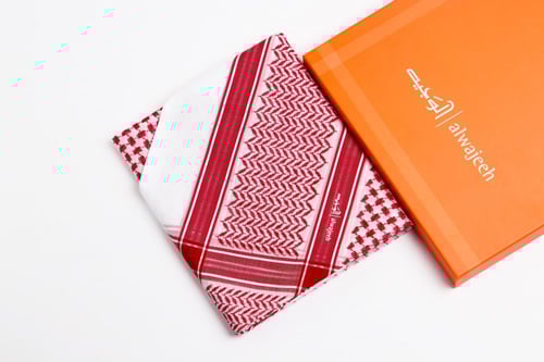 شماغ الوجيه احمر