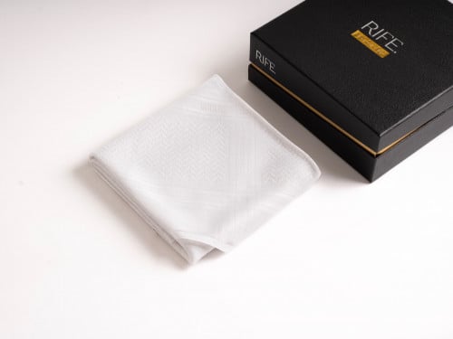 شماغ RIFE أبيض طبيعي