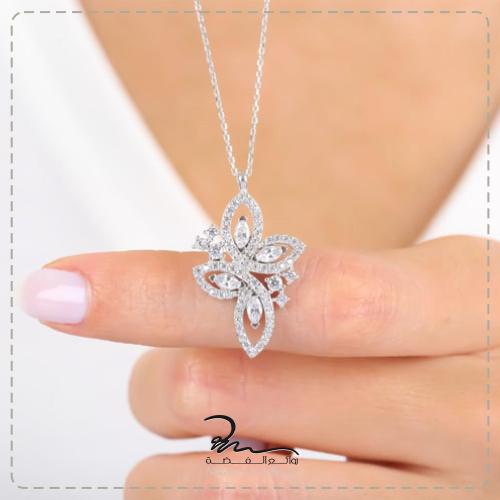 سلاسل نسائية فضة فخمة